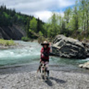 Meet your Posher, Latisha